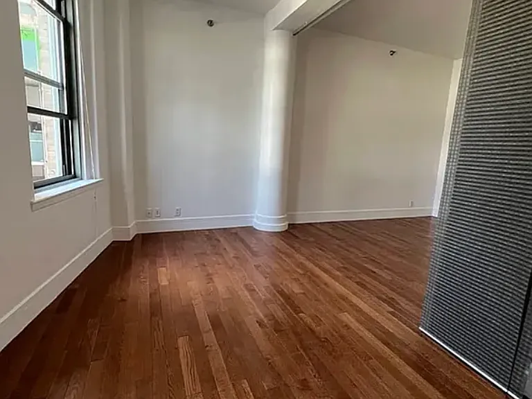 120 Greenwich St #6B — Photo 3