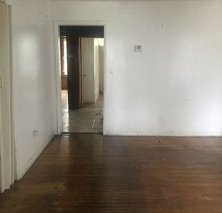 3rd image of 172 N 17th St