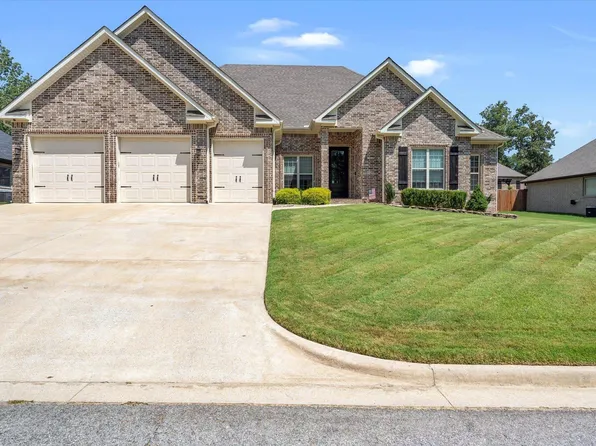 1705 Austin Ln, Paragould, AR 72450