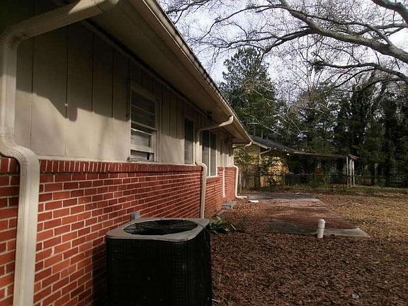 5th image of 449 Wedgeworth Rd