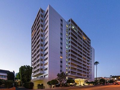 1st image of 999 N Doheny Dr APT 208