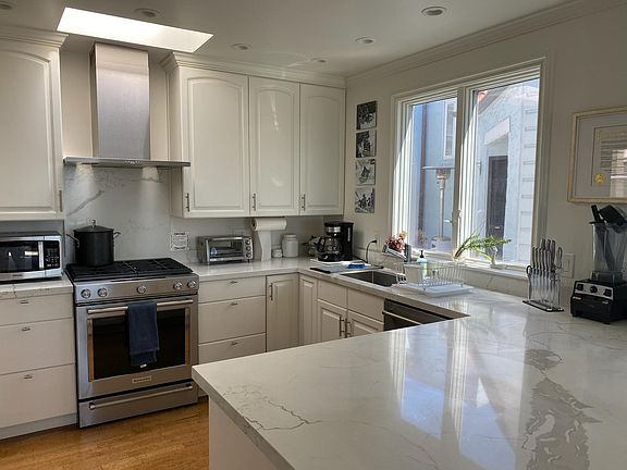 3rd image of 1617 16th Ave