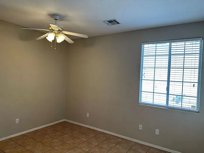 4019 Sparrow Rock St — Photo 11