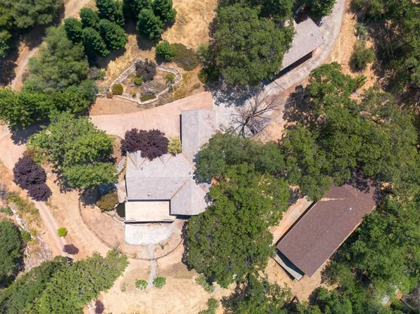 20197 Kingswood Ct, Grass Valley, CA 95949