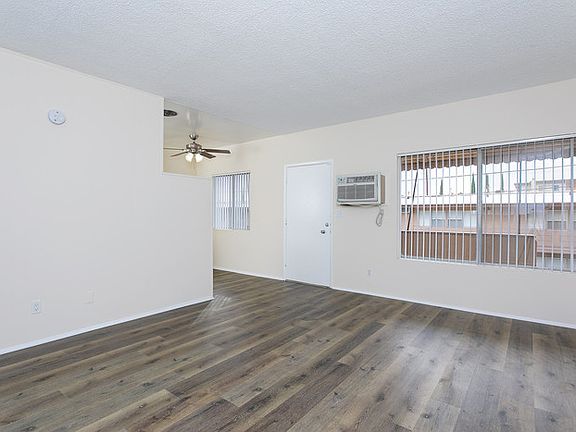 3rd image of 215 E Live Oak St APT G