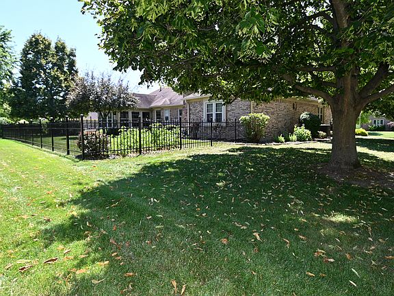 2nd image of 675 Caesar Dr