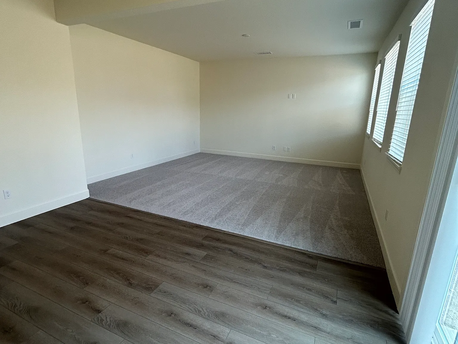 4 bed, 2175 sqft, $2,850 — Photo 4