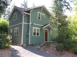 8733 Potlatch Ave NE, Bainbridge Island, WA 98110