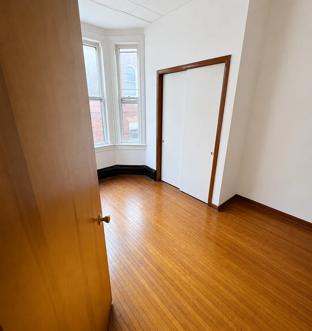 723 Centre St — Photo 2