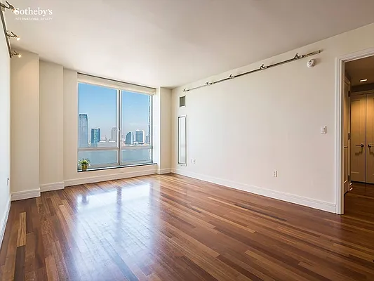 Rented by Sotheby's International Realty | media 3