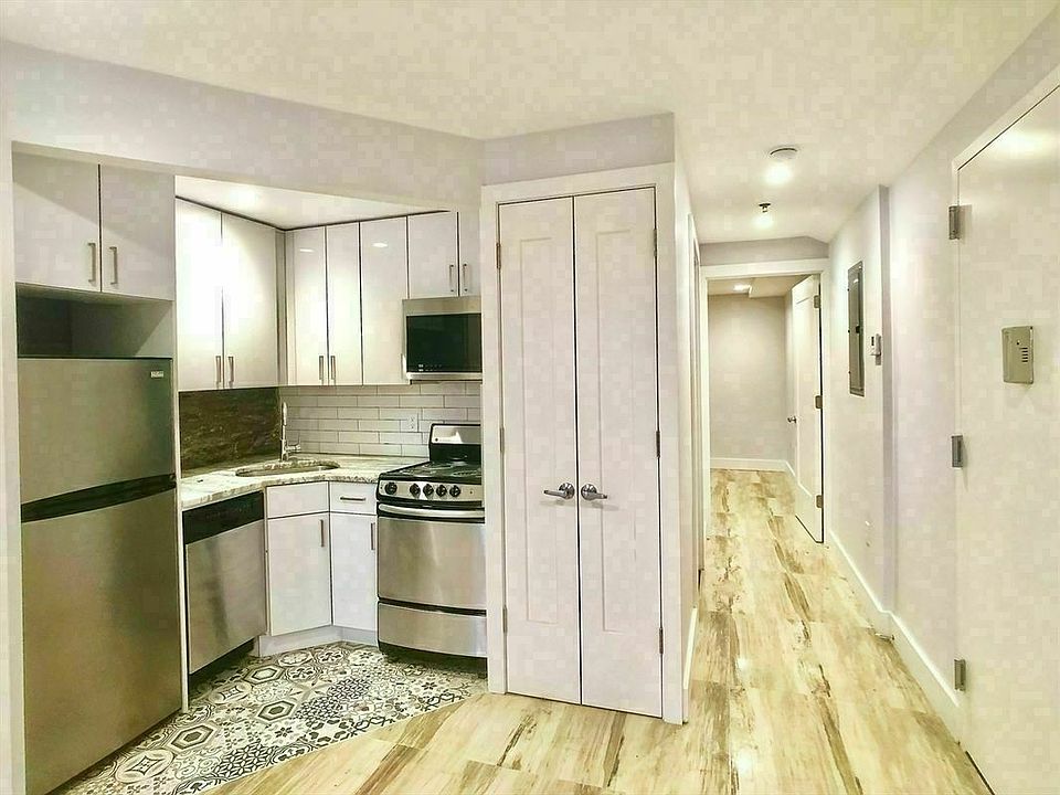 1st image of 462 W 146th St #Basement