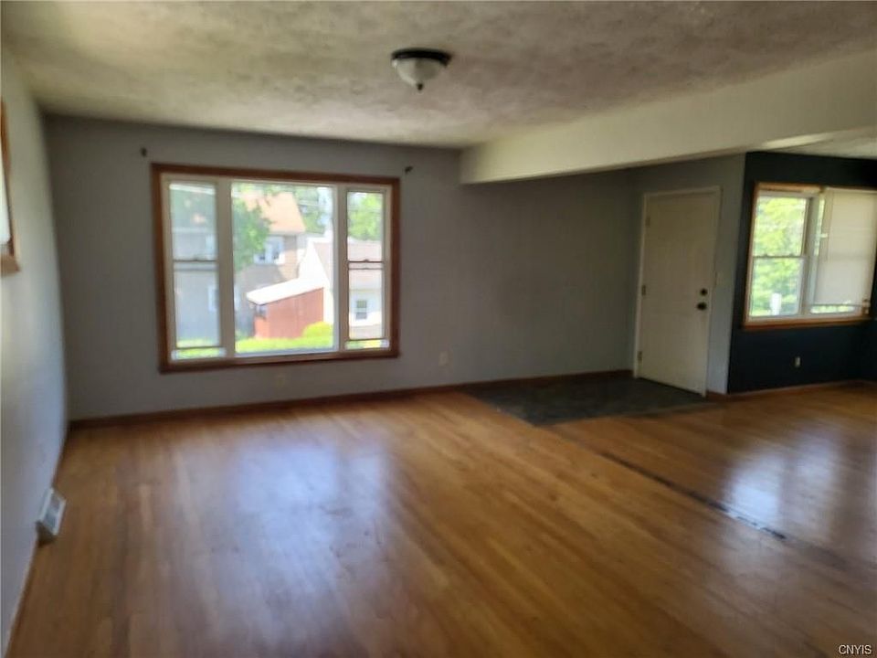 302 E Dale St Syracuse, NY, 13206 Apartments for Rent Zillow