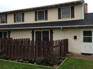 8127 Puritan Dr APT C, Mentor, OH