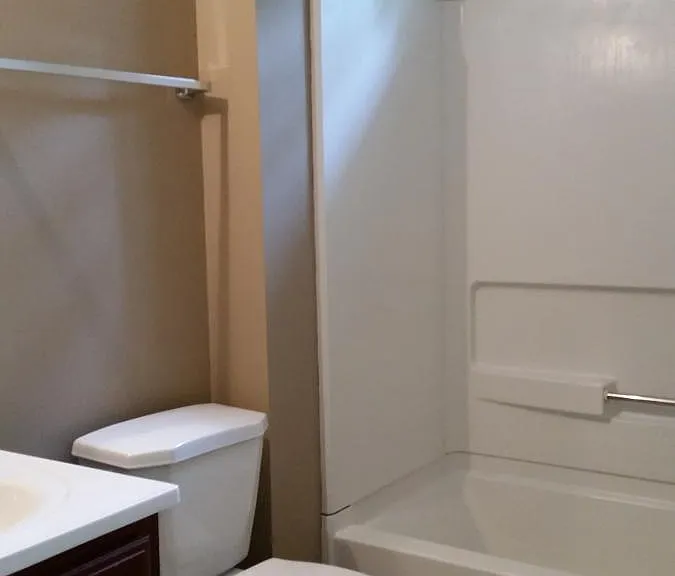 1127 Jones Ave NW #B — Photo 9