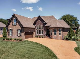 102 Compton St, Gallatin, TN 37066