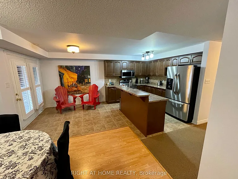 2933 Bur Oak Ave #A — Photo 5