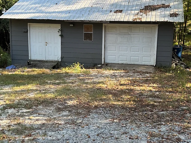 73 Westside Dr — Photo 3