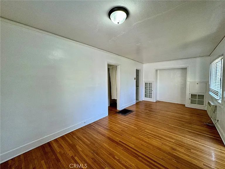 1712 Gillette Cres #A — Photo 2