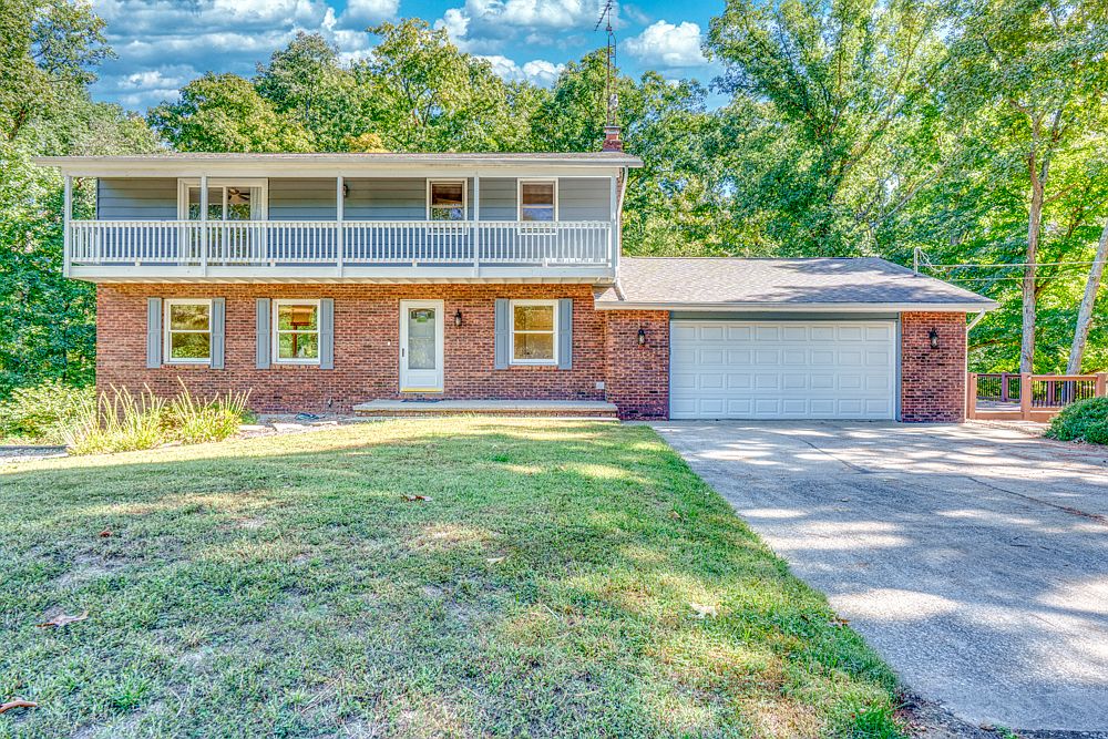 最終値下げ　house on the hill ShortPants 70cm 16578 N Oak Hill Ln, Mount Vernon, IL 62864 | MLS #12777886 | Zillow