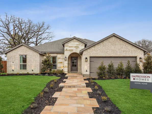 701 Stone Eagle Dr, Azle, TX 76020