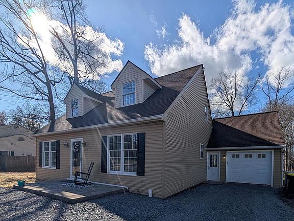 2nd image of 1716 Supplee Rd