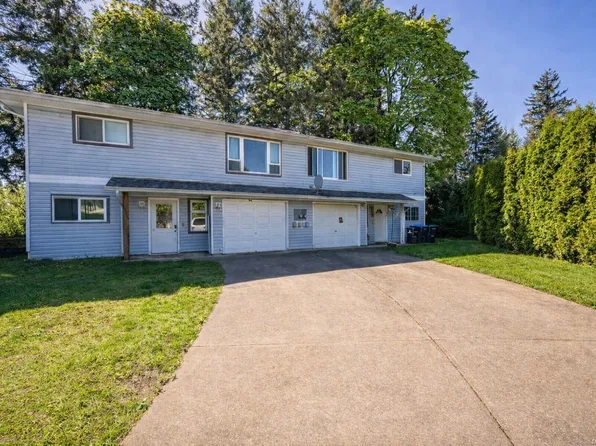 4657 Valecourt Cres #B, Courtenay, BC V9N 7W6