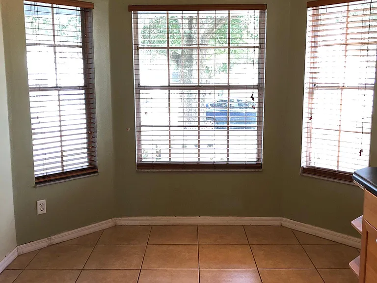 6703 Brittany Chase Ct — Photo 14