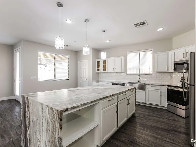 9314 W Williams St — Photo 2