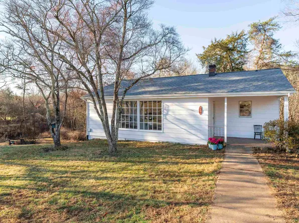 3822 Watts Psge, Charlottesville, VA 22911