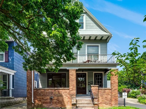 294 Baynes St, Buffalo, NY 14213