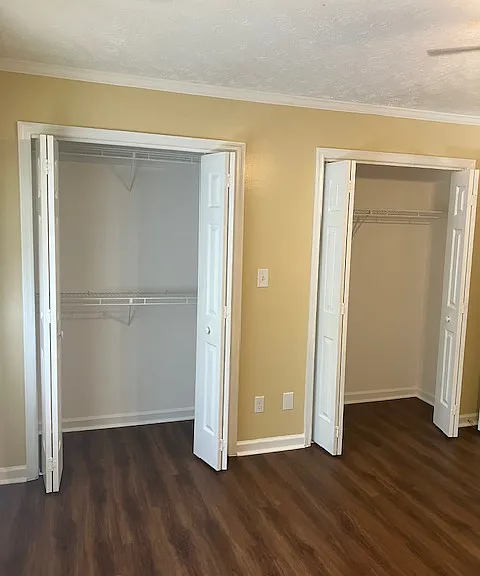 7157 Williamsburg Dr — Photo 3