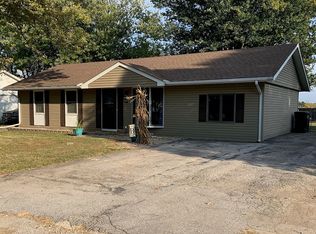 513 Mobile St, Brighton, IL 62012