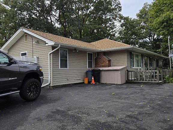 2nd image of 34 Floyd Road
