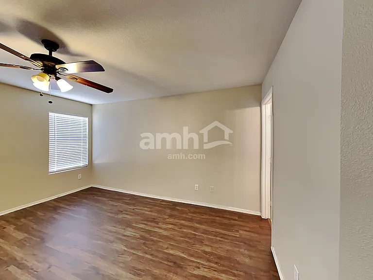 2256 E Hazeltine Way — Photo 9