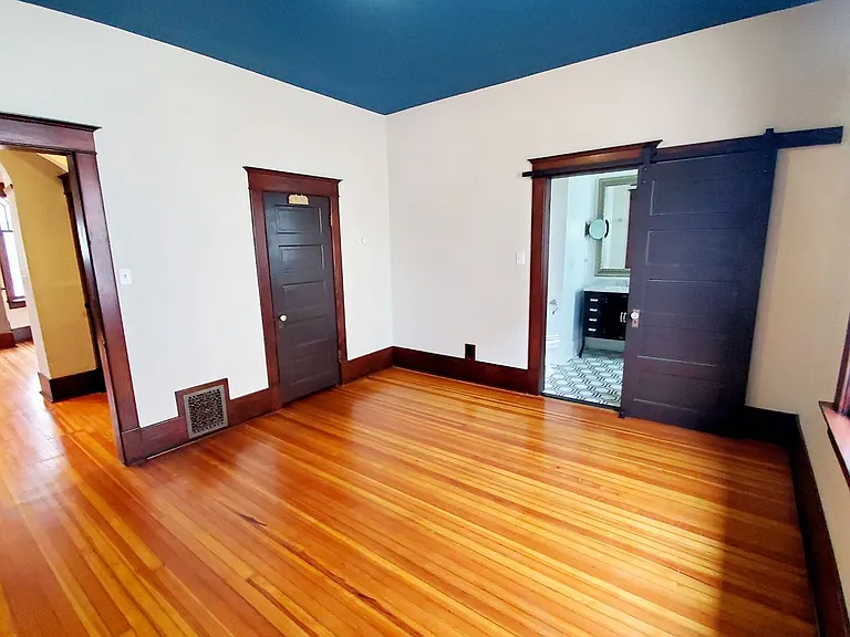 719 Remington St — Photo 87
