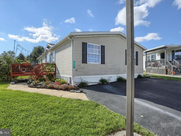 136 Tulip Cir, Ephrata, PA 17522