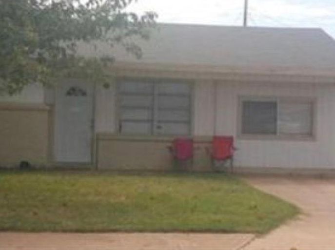 1st image of 4709 Bowie Dr