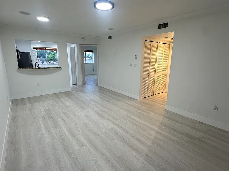 7175 NW 173rd Dr #510 — Photo 2
