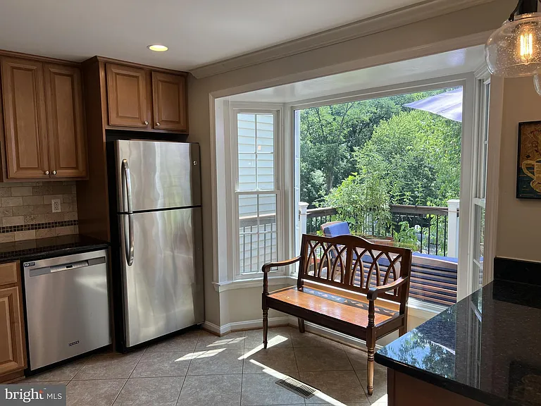 9015 Piney Grove Dr — Photo 18