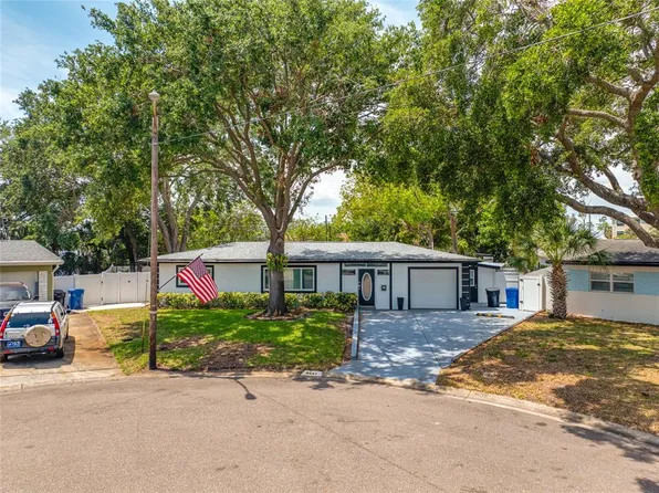 8444 8th Way N, Saint Petersburg, FL 33702