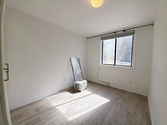 Rented by New Group Realty, Inc. | media 5