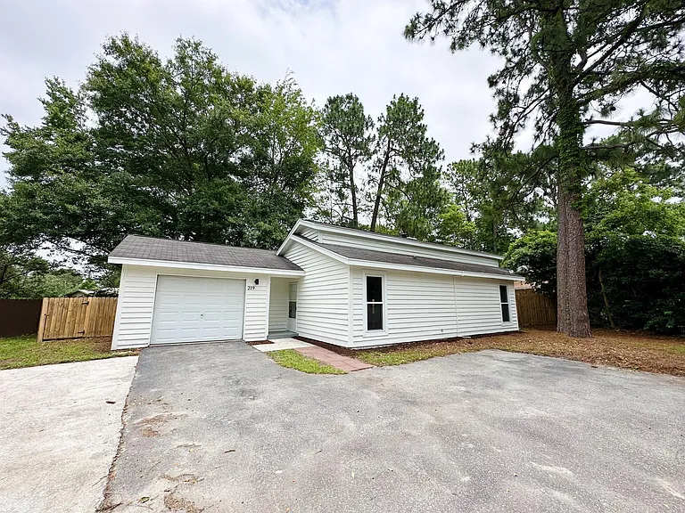 219 Pebble Creek Rd — Photo 22