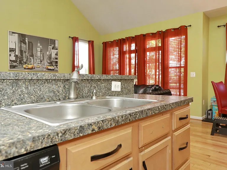 31 Steeplechase Dr — Photo 23