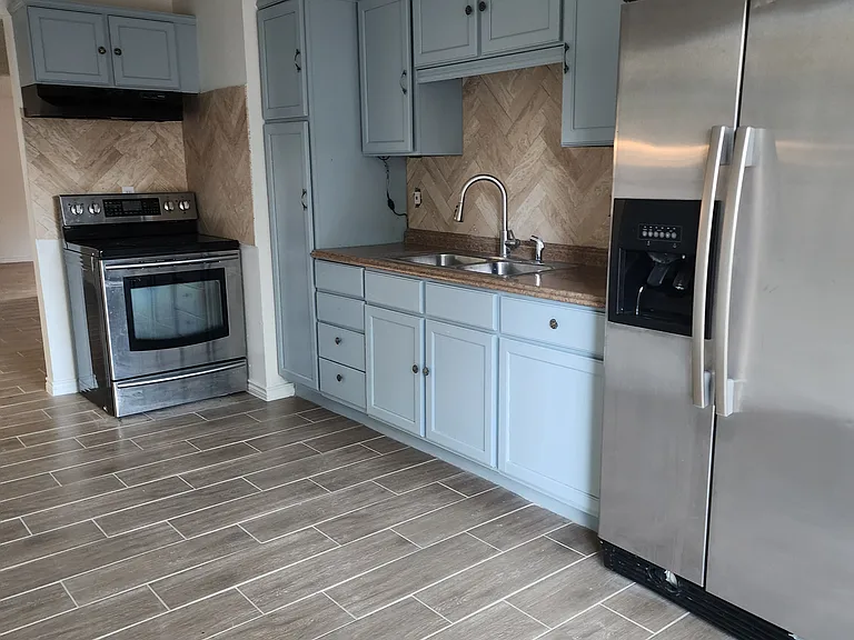6851 Enchanted Springs Dr — Photo 4