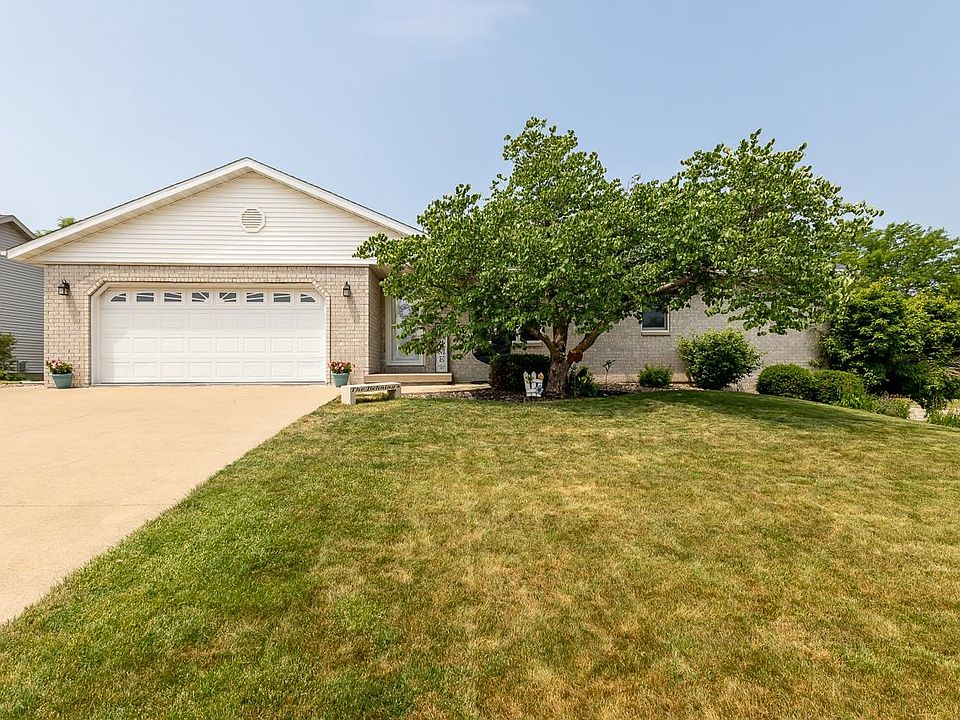 625 Birch Rdg S, Peosta, IA 52068 Zillow