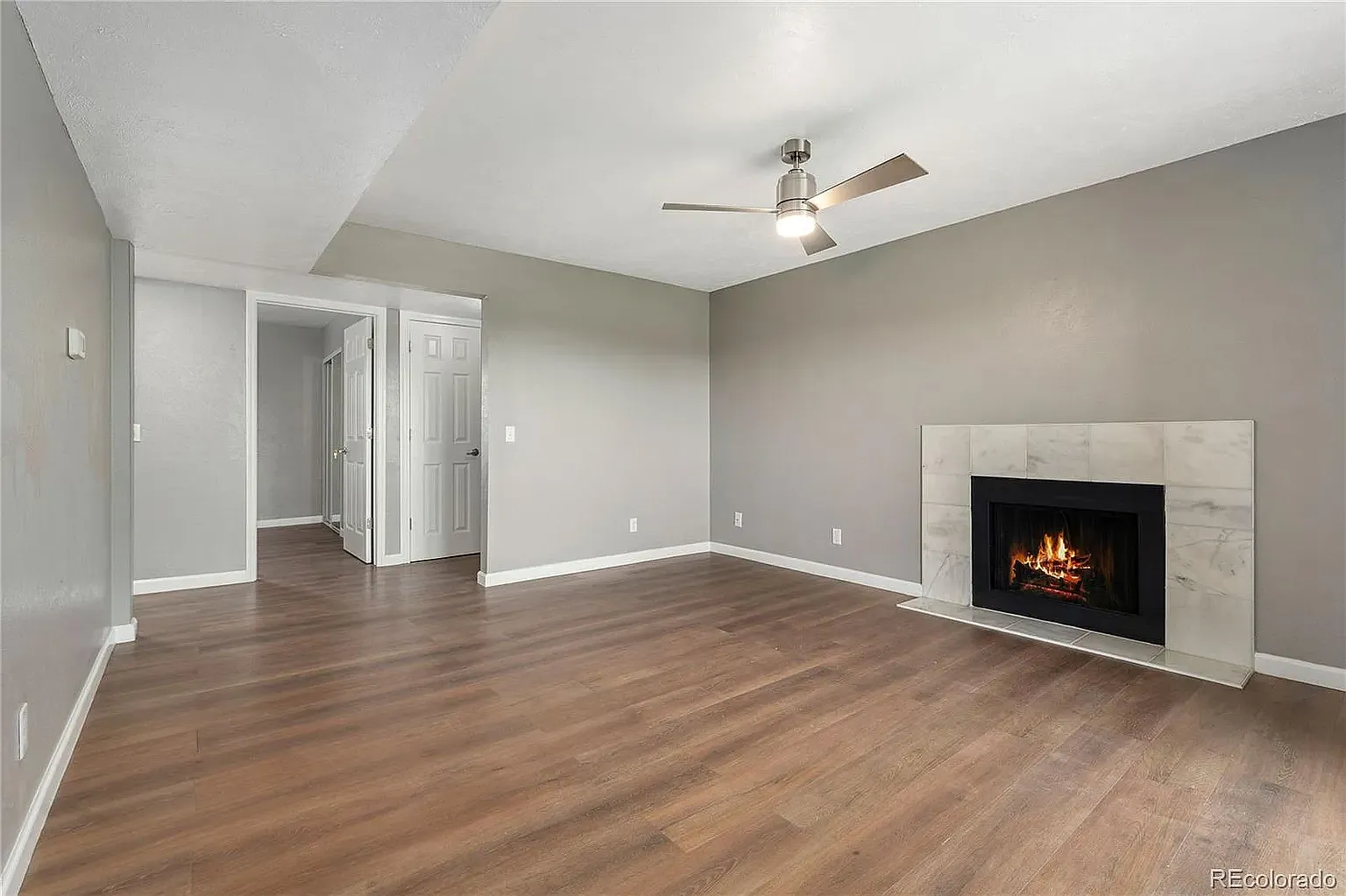 2 bed, 924 sqft, $1,900 — Photo 2