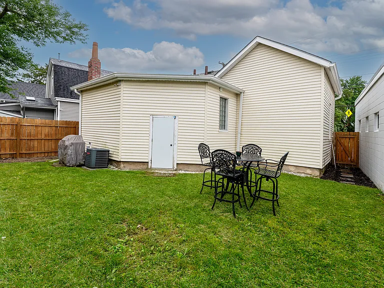 3304 Brotherton Rd — Photo 20