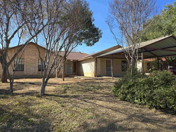 901 Carrol Dr, Laredo, TX 78045