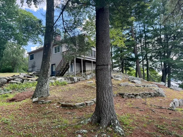 43 Salminen Dr, Leicester, MA 01524