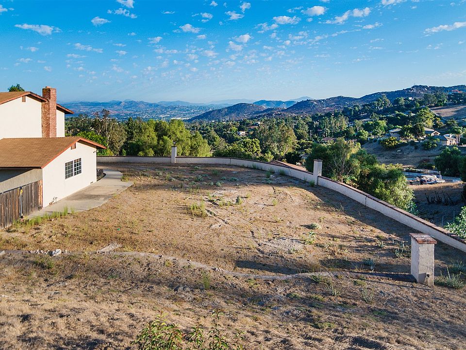 1st image of 11464 Crazy Horse Dr